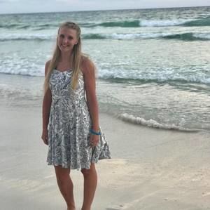 Meet your Posher, Leah